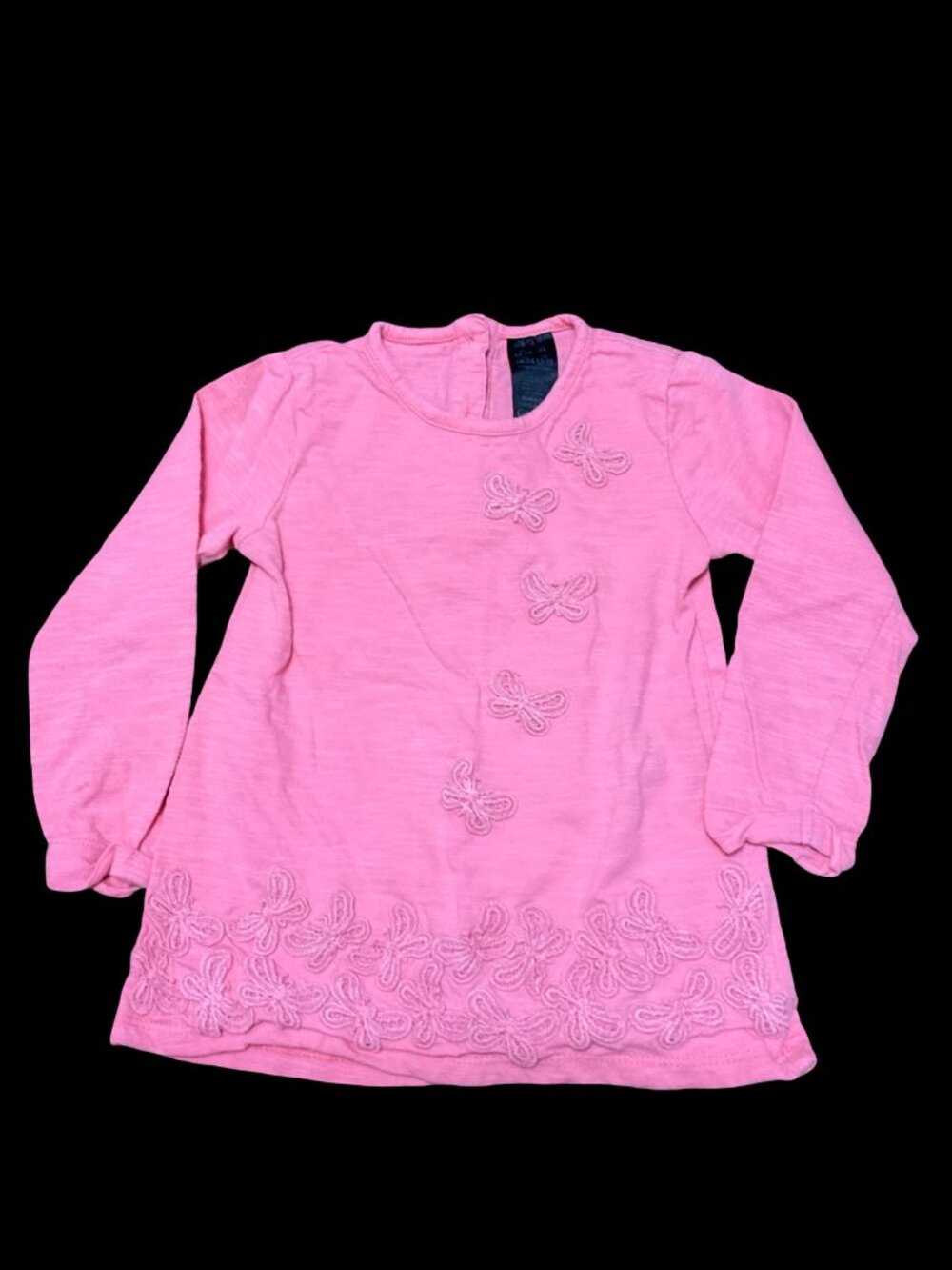 🌻10/$25 - Pink Long Sleeve Tee w/ Lace Butterfly Appliques